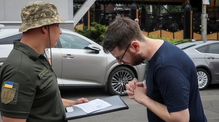 Забрали права через неявку в ТЦК: алгоритм повернення - 304x171