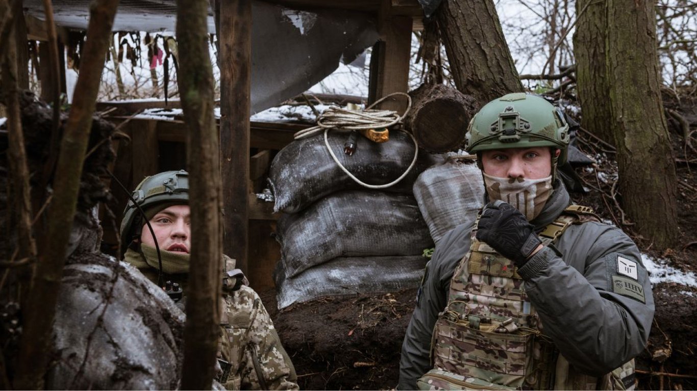 Может ли военный остаться на службе, если ВВК признала его непригодным