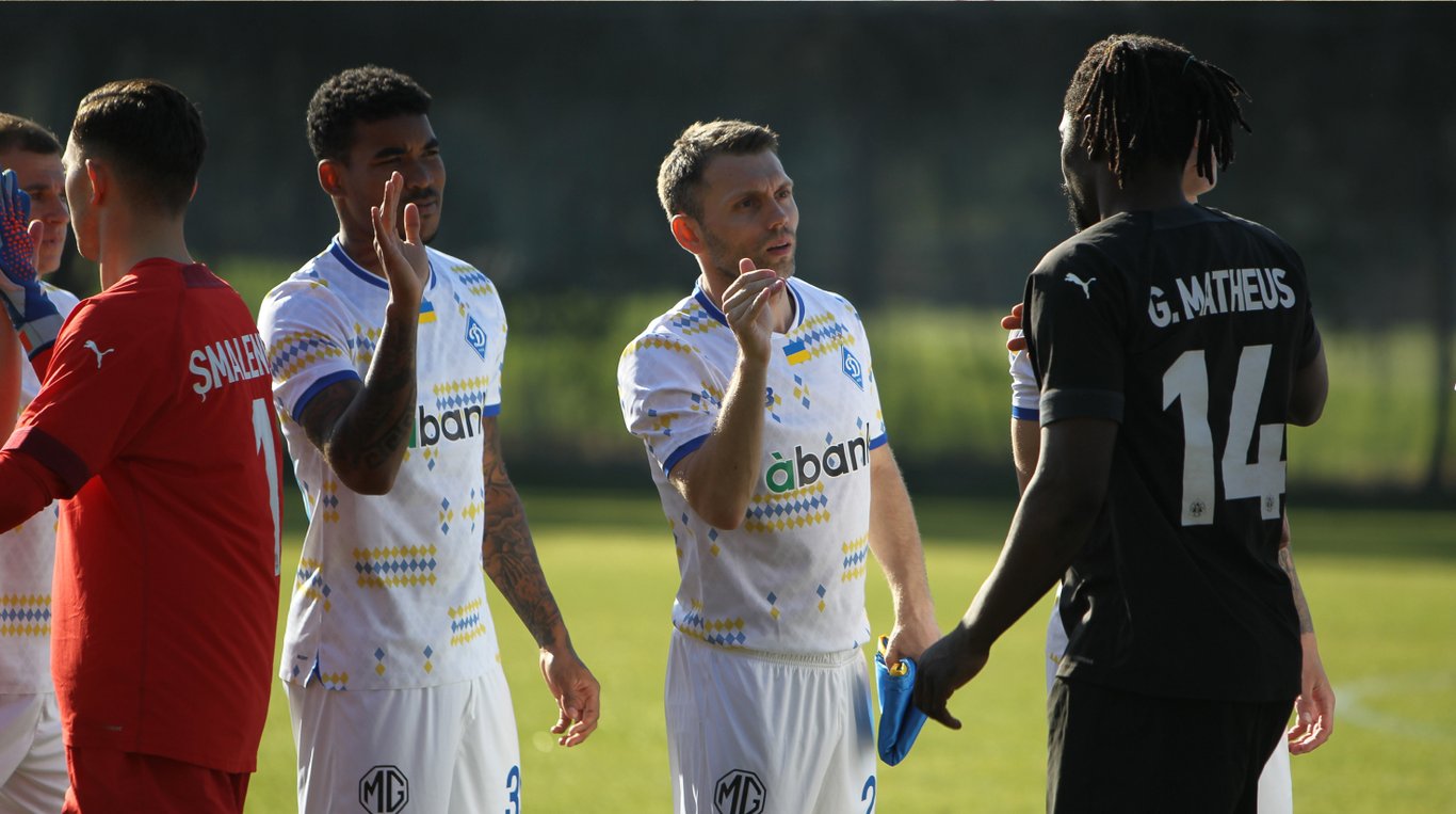 Александр Караваев