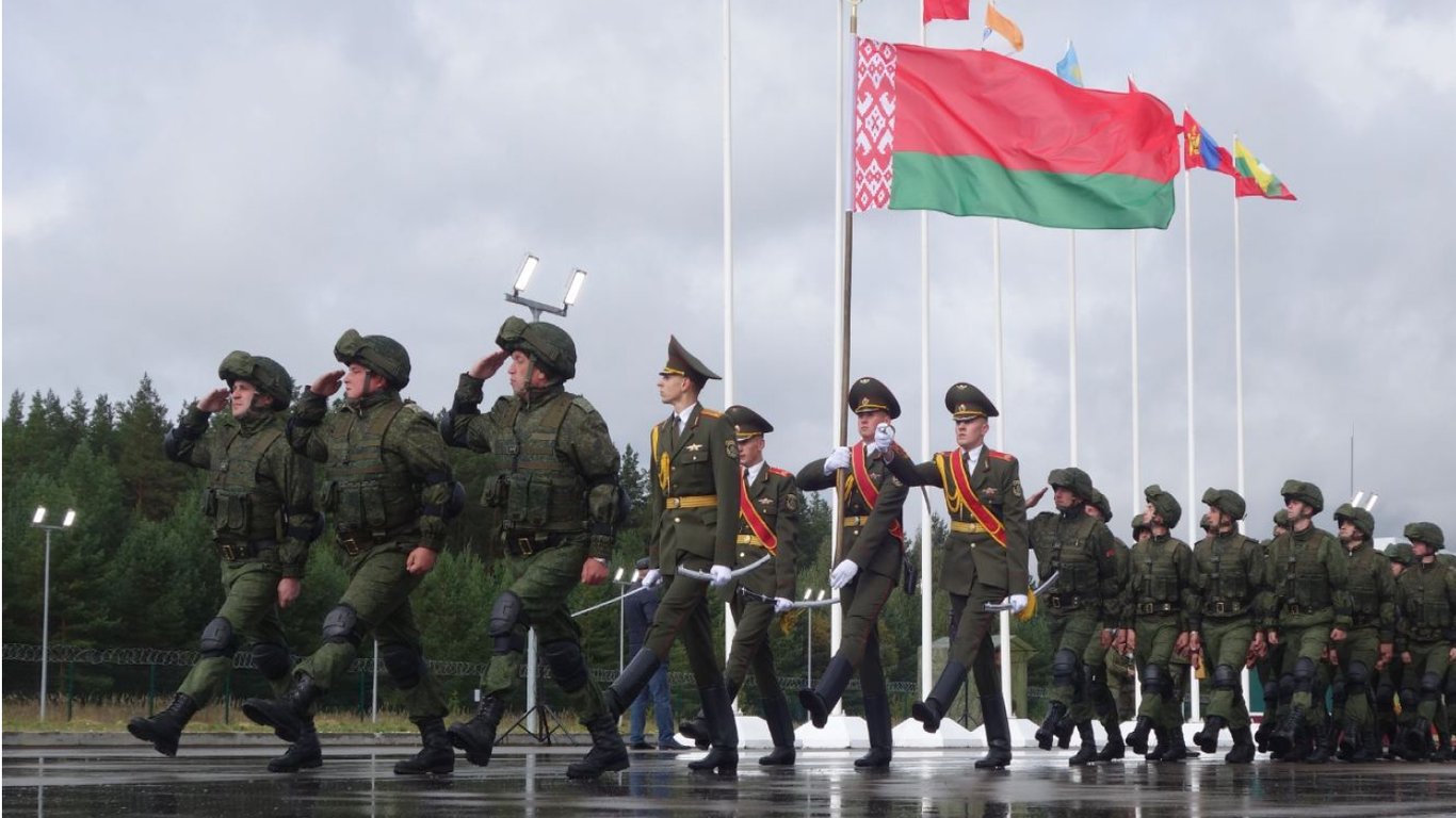 У Білорусі почали перевірку боєздатності військових частин — названа причина