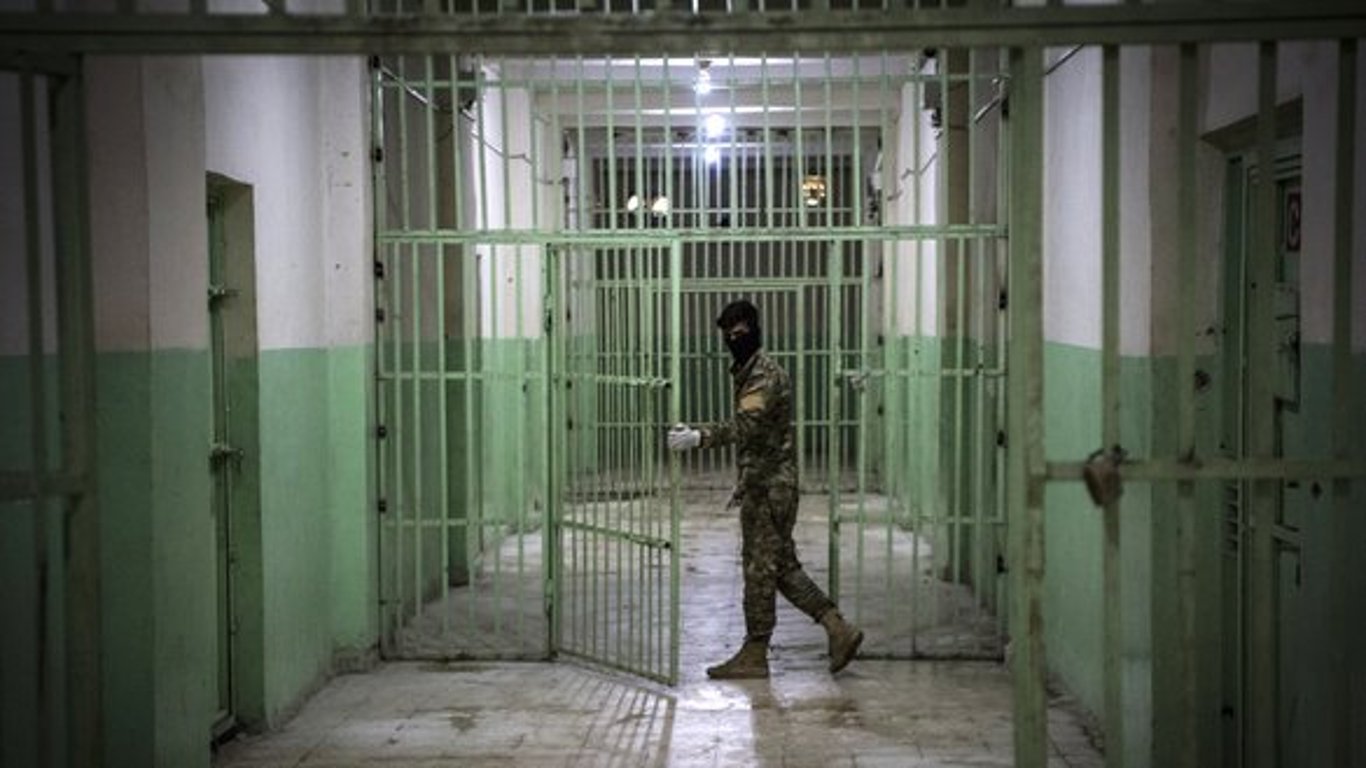 В Україні почали мобілізувати ув'язнених — двом чоловікам дозволили служити в Нацгвардії