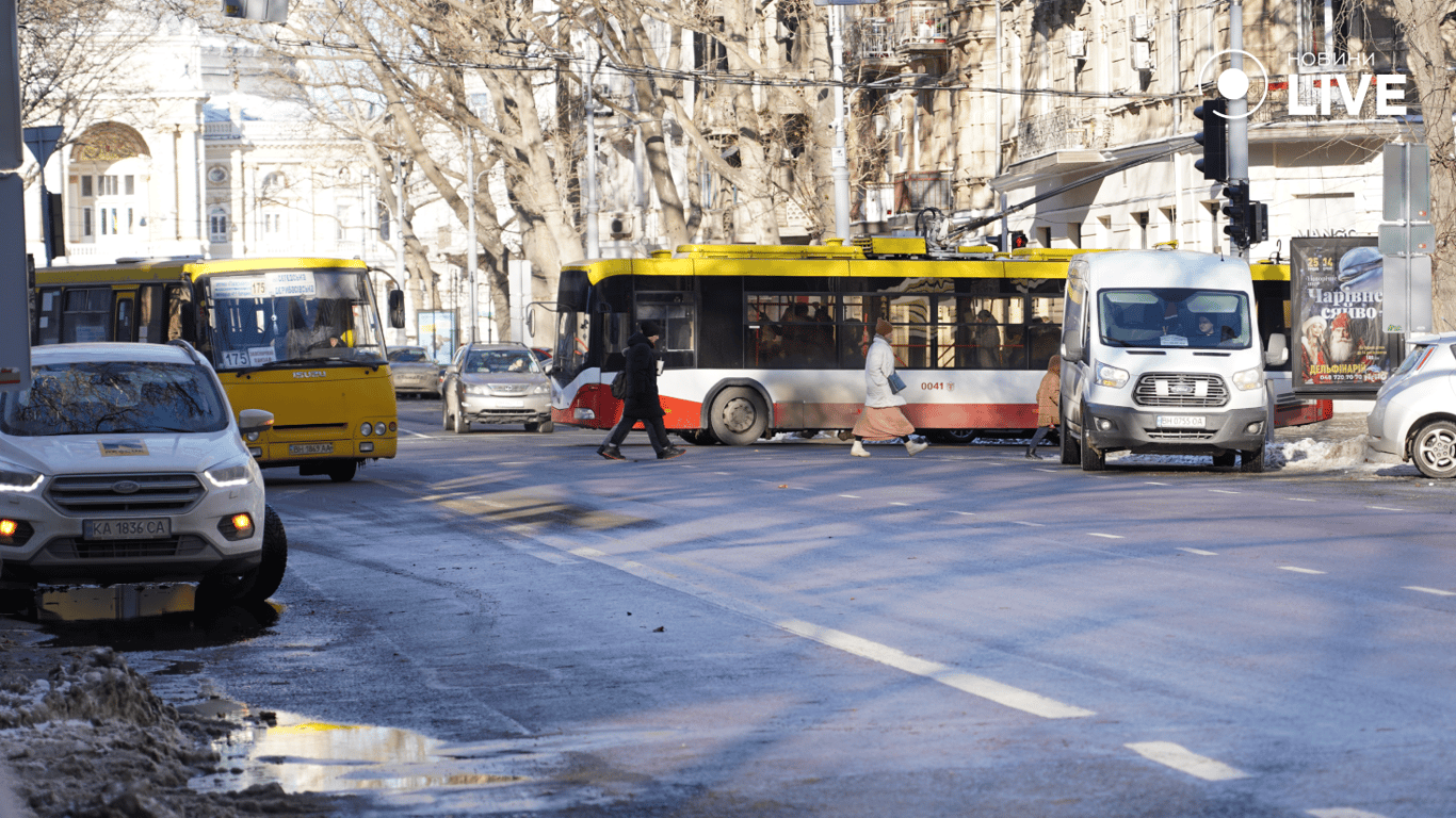 Не оформили вовремя бронь — в Одессе нехватка водителей из-за мобилизации
