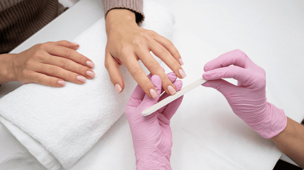 Манікюр, про який усі забули — найтрендовіша форма 2000-х - 285x160