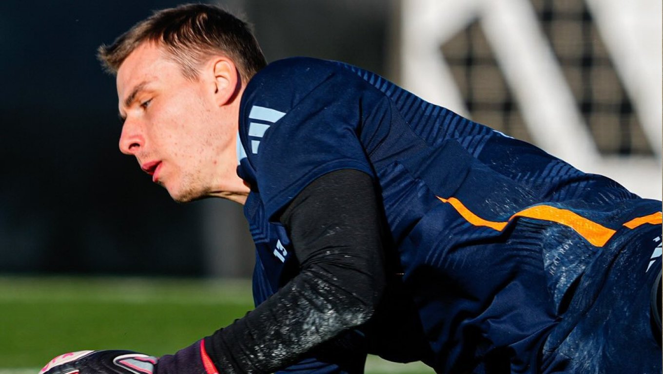 Андрей Лунин