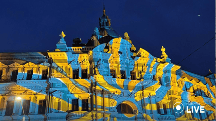 Всемирно известный художник из Швейцарии Герри Хофштеттер продолжил "раскрашивать" одесские здания - 285x160