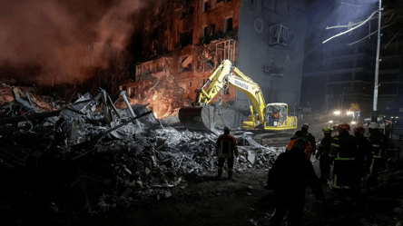 В Харькове из-под завалов достали тело ребенка - 290x160