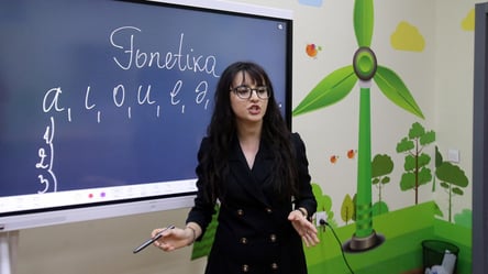 Мінімальна зарплата вчителя без категорії — сума в грудні 2025 - 285x160