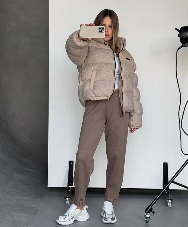 Зимова куртка має бути стильною і комфортною