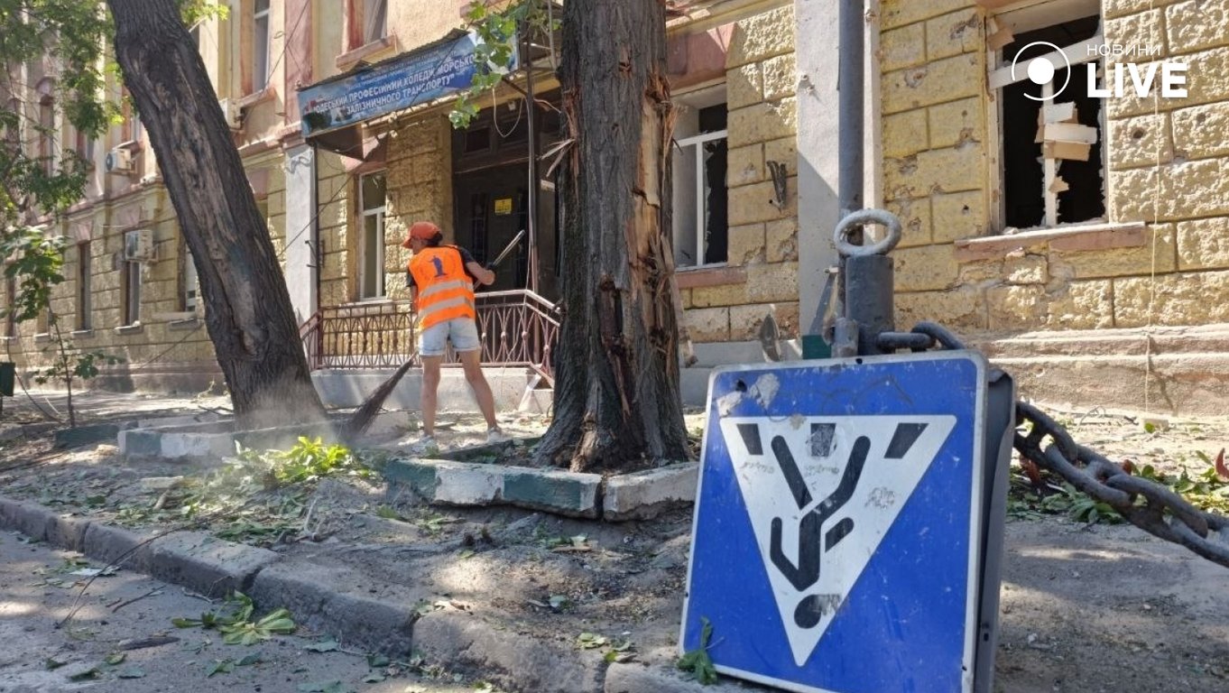 Ранковий удар по Одесі: фото наслідків російської атаки - фото 11