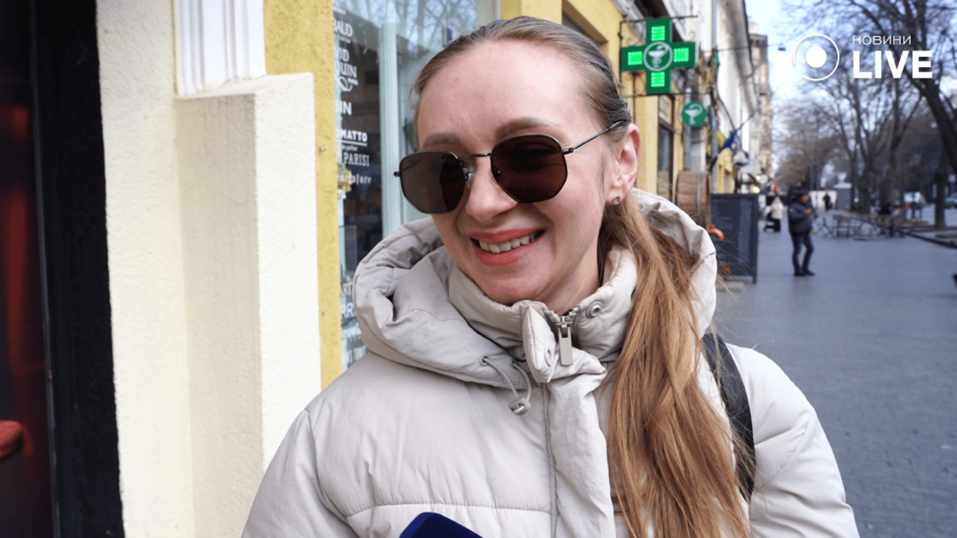 Одеситка Анна про те що залишилась сама на свято 