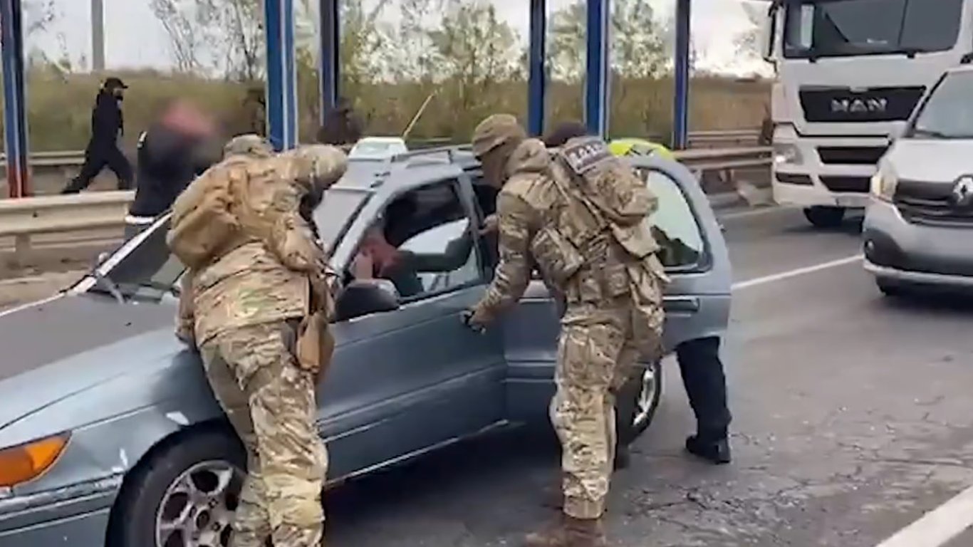 Туристичний трансфер до кордону — на Одещині затримали ухилянтів