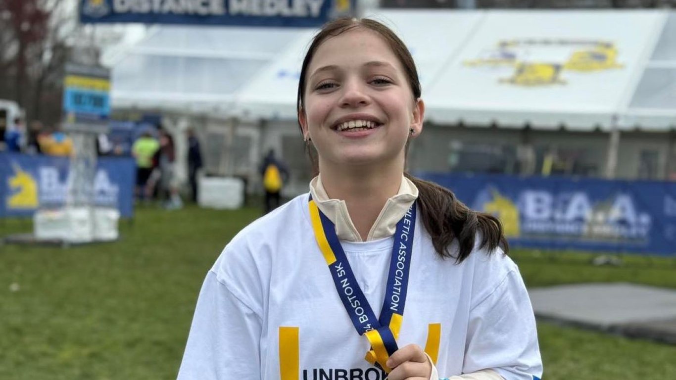 Украинская школьница на протезах пробежала Бостонский марафон