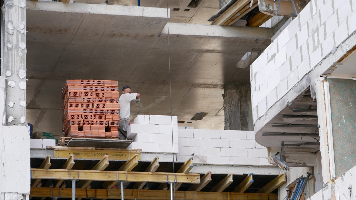 Річниця удару по ЖК "Тірас"