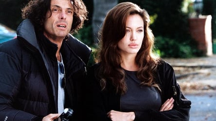 Angelina Jolie, Doug Liman reunite for new spy film - 285x160