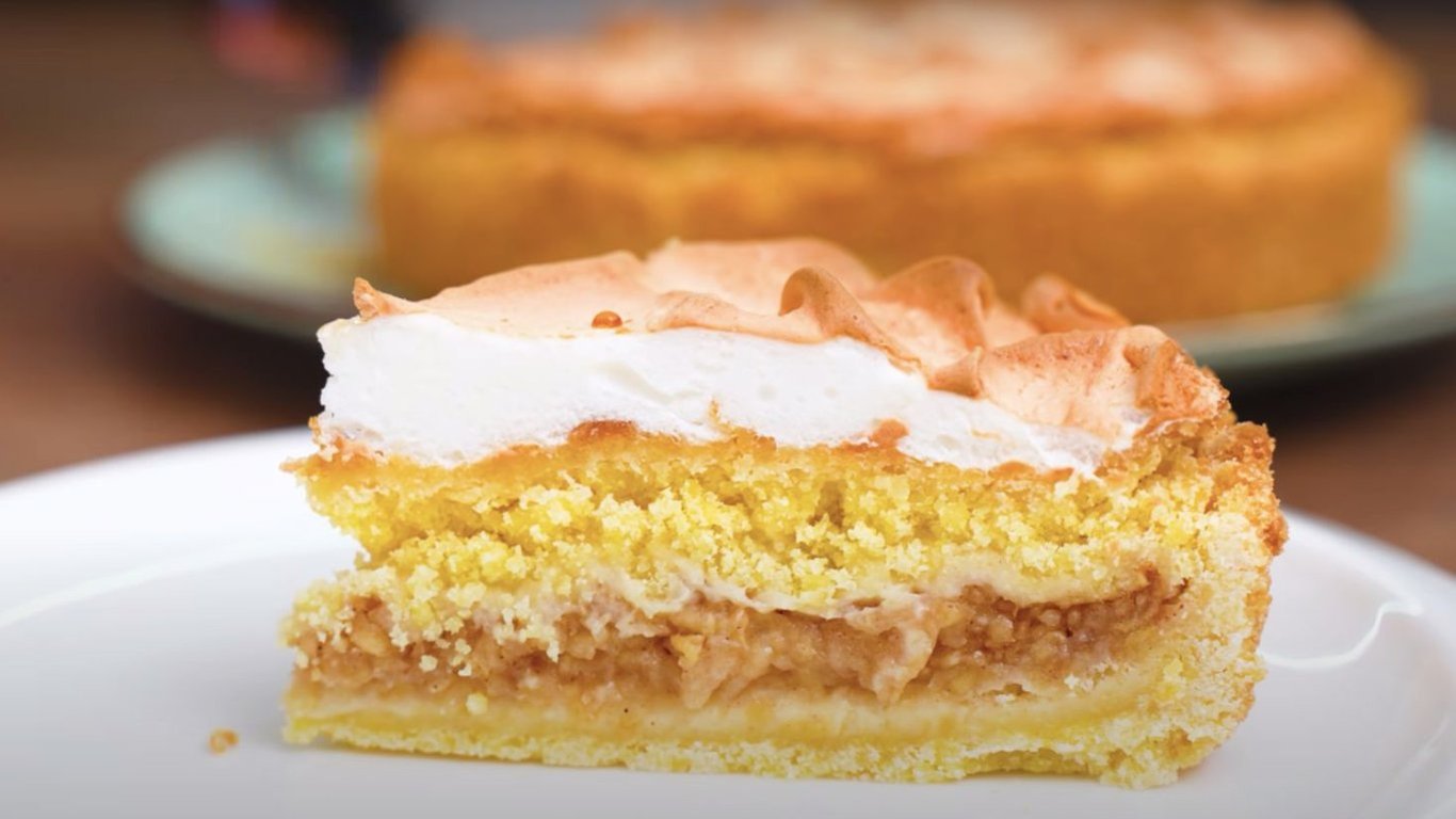 Як приготувати простий торт чи пиріг "Чебурашка" - відео рецепт