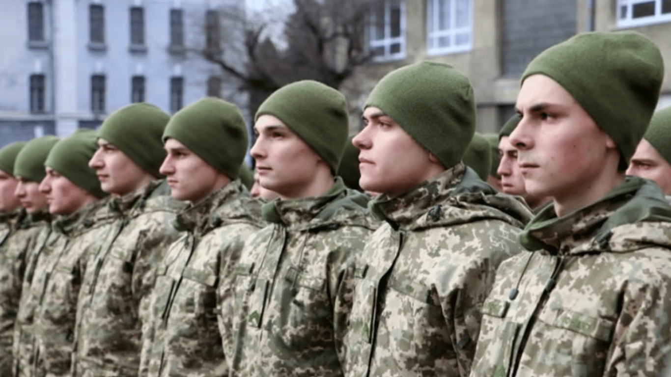 Річна відстрочка після контракту: юрист пояснив, хто її отримає