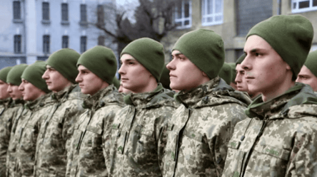 Річна відстрочка після контракту: юрист пояснив, хто її отримає - 290x160