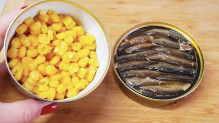 Банка кукурудзи + шпроти — рецепт салату, сподобається всім - 285x160