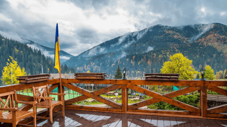 Свобода та тиша — оглядові майданчики в осінніх Карпатах - 285x160