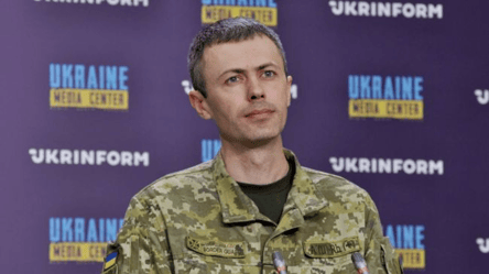 ДПСУ спростувала виїзд Кравченка за кордон "за дзвінком з Києва" - 290x166