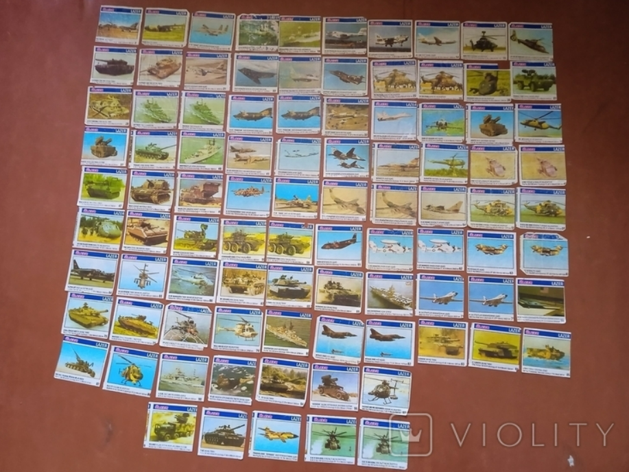 Дорогой раритет — за сколько продают старые наклейки от жвачек - фото 1