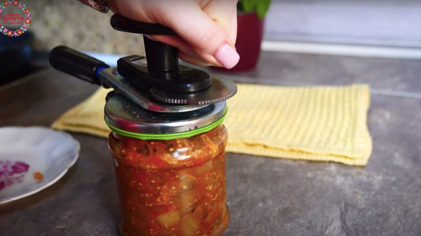 рецепт томатів з баклажанами на зиму 