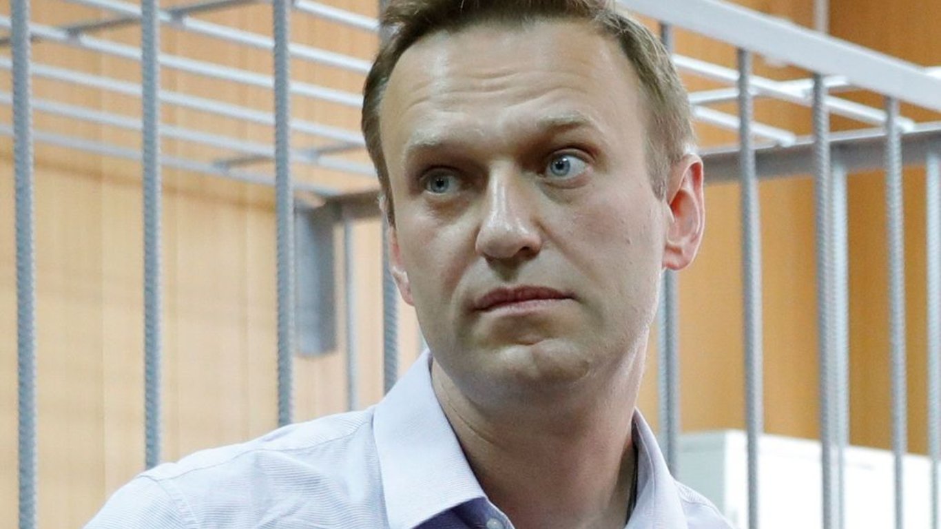 Умер Навальный – биография оппозиционера