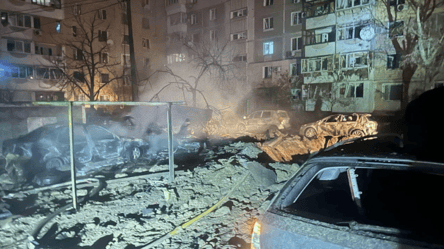 В Запорожье повреждены более 100 квартир после удара РФ — фото - 290x166