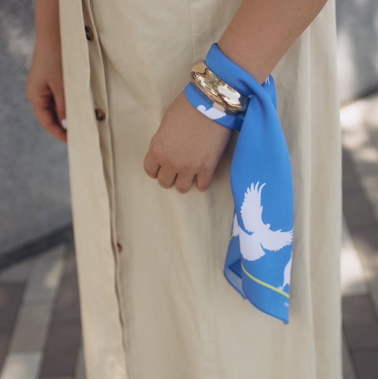 Трендовий образ з українською хусткою — модні поради до свята - фото 6