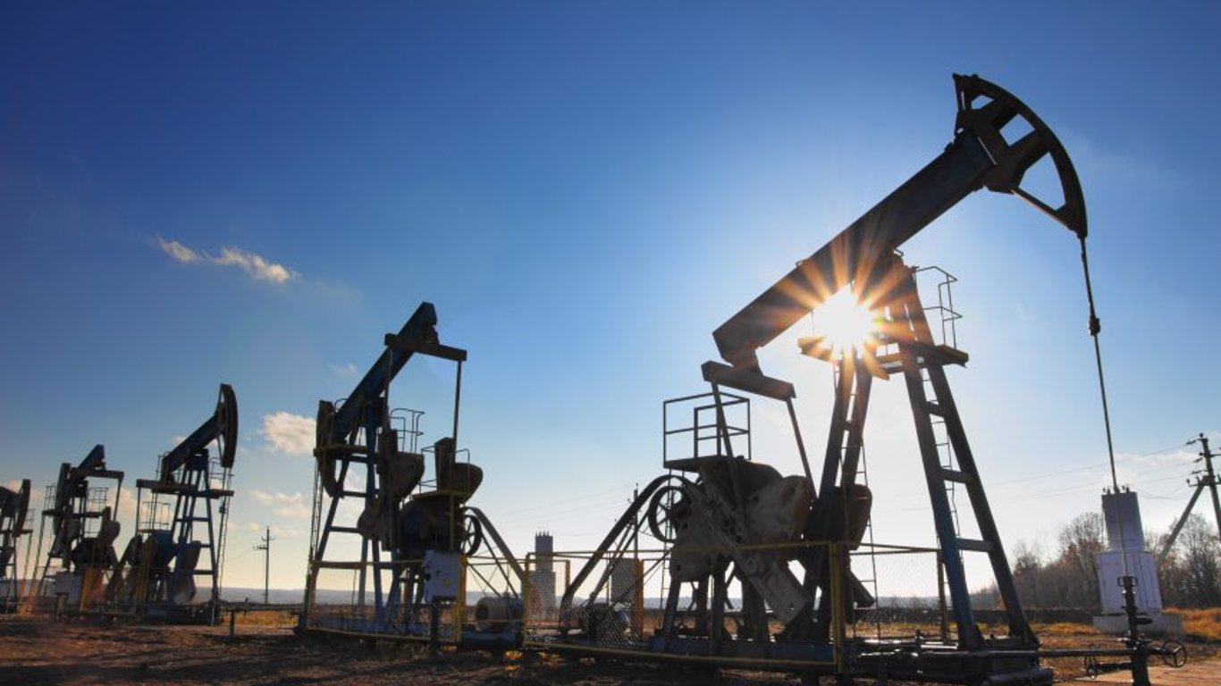 Росія планує скоротити експорт нафти в серпні, — Rеuters