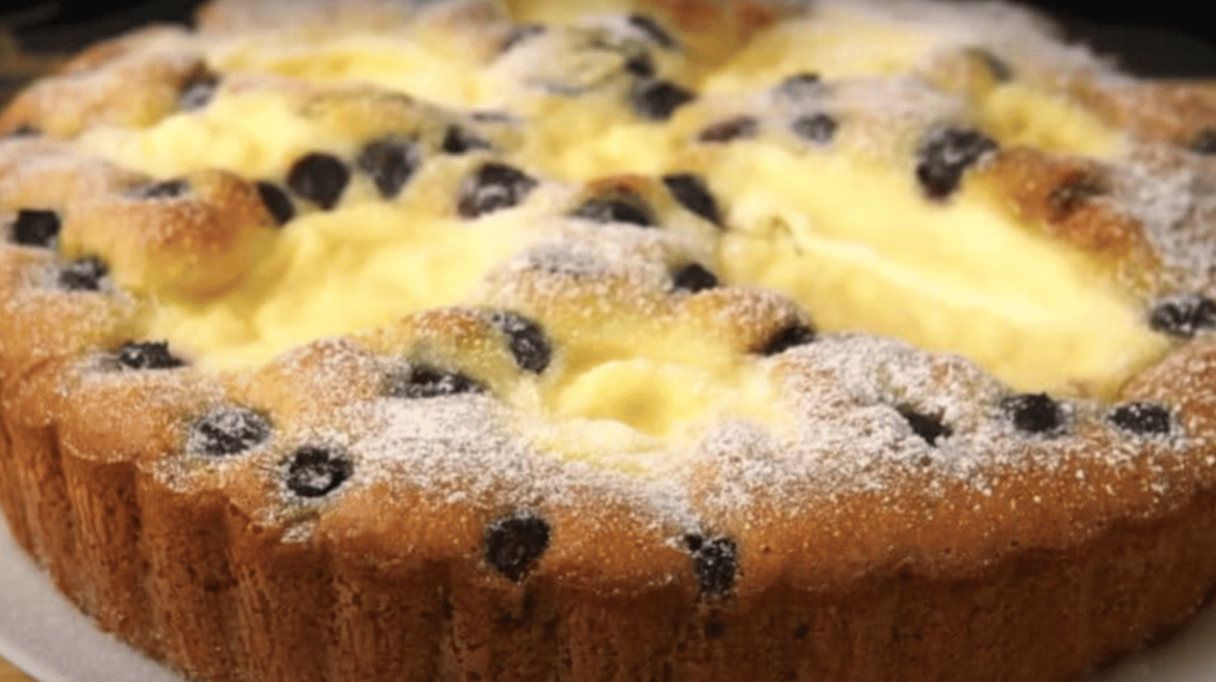 домашній простий рецепт смачного пирога з ягодами