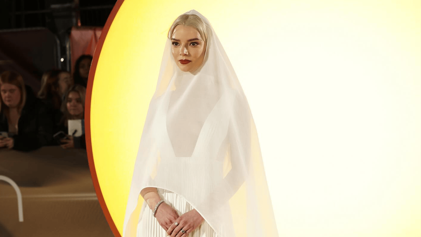 Зірка "Дюни" потрапила у скандал через косплей на мусульманський хіджаб