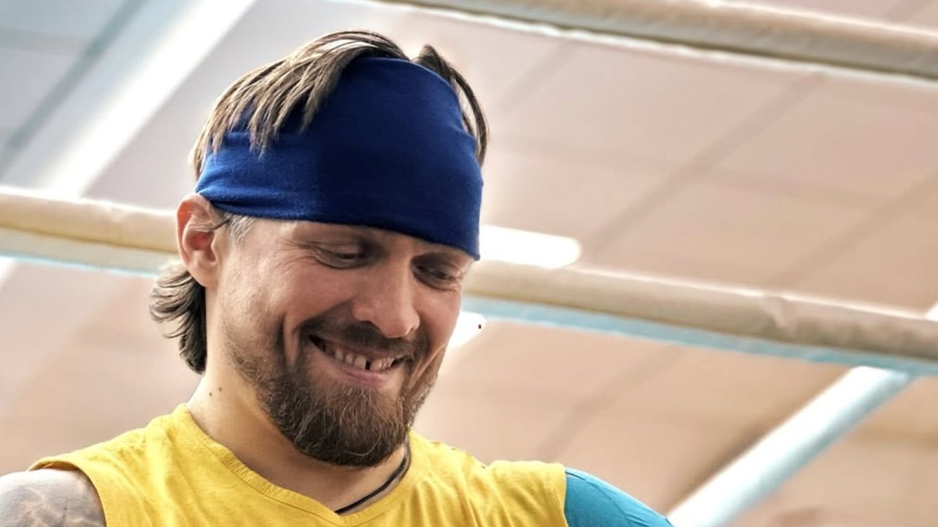 Воррен чекає великого ажіотажу на бій Усика з Ітаумою