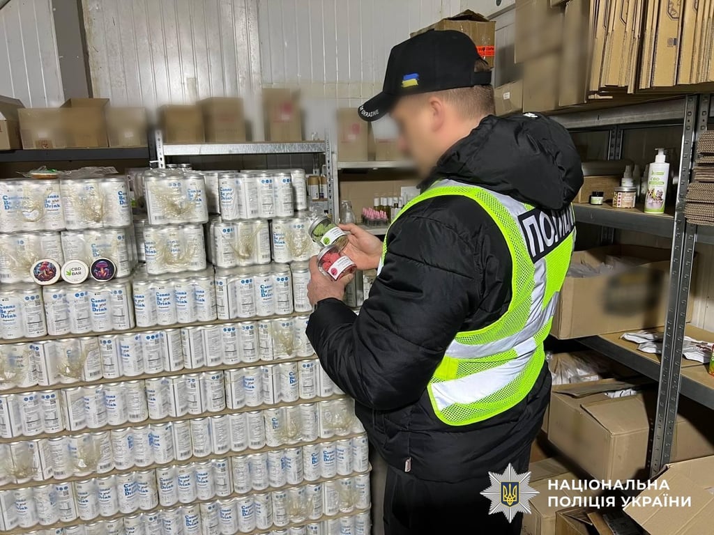 Викрито масштабну схему, пов'язану з наркоторгівлею