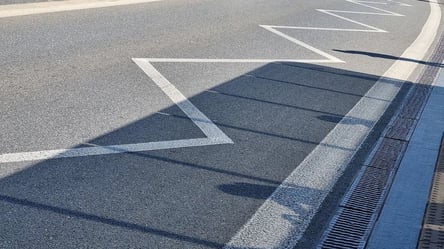 Нова розмітка на дорозі — що означають зиґзаґи - 285x160