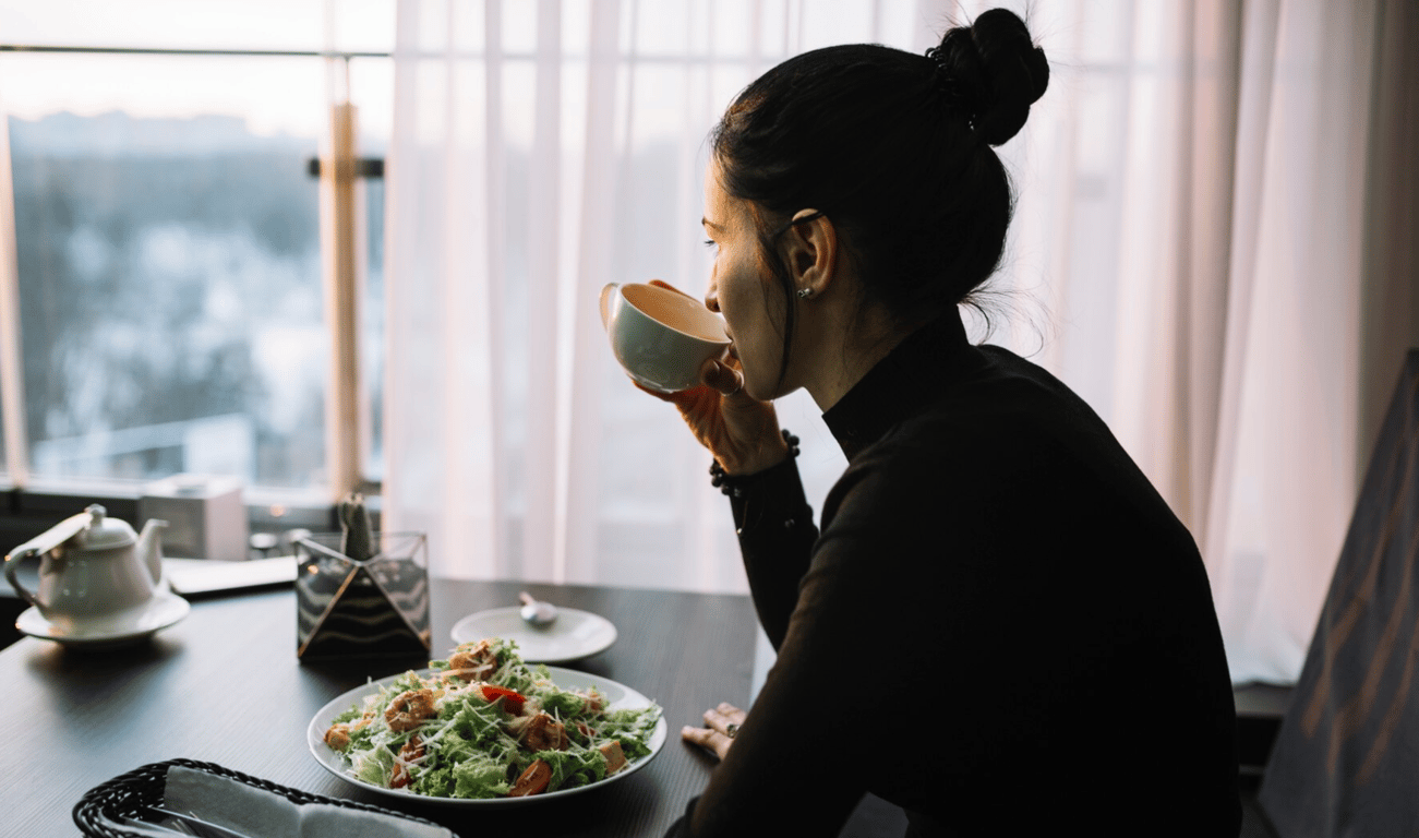 Dining alone is very healthy