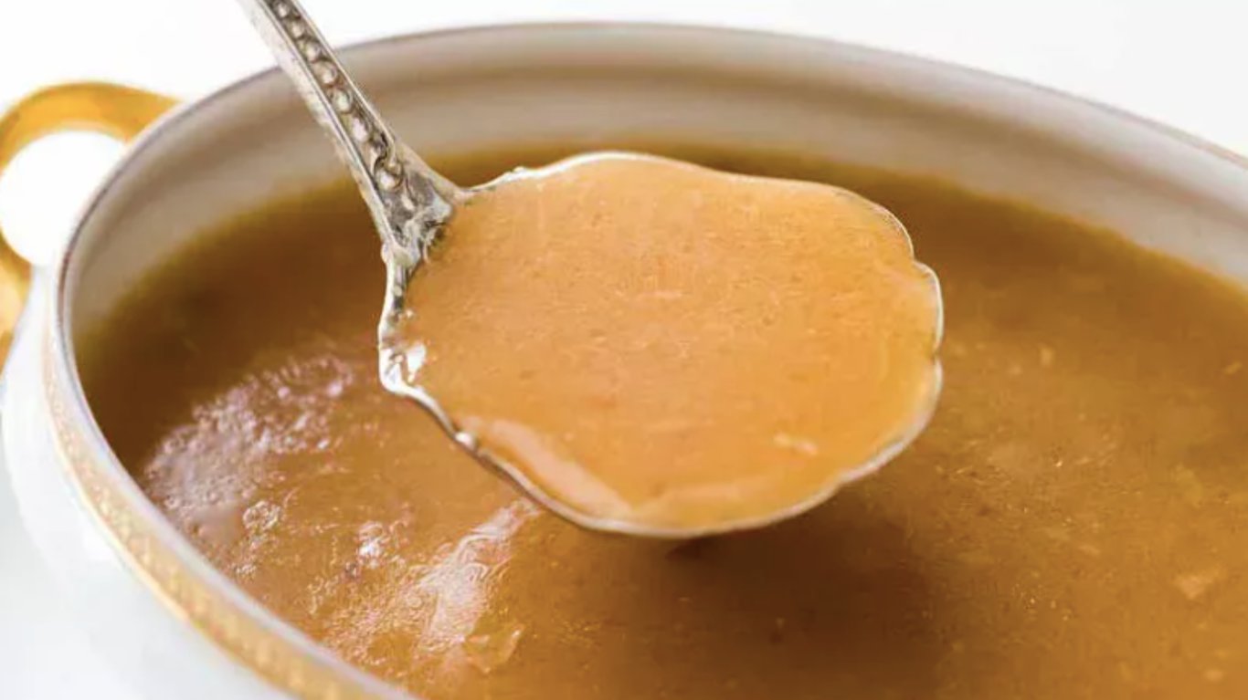 чи додавати крохмаль в підливу