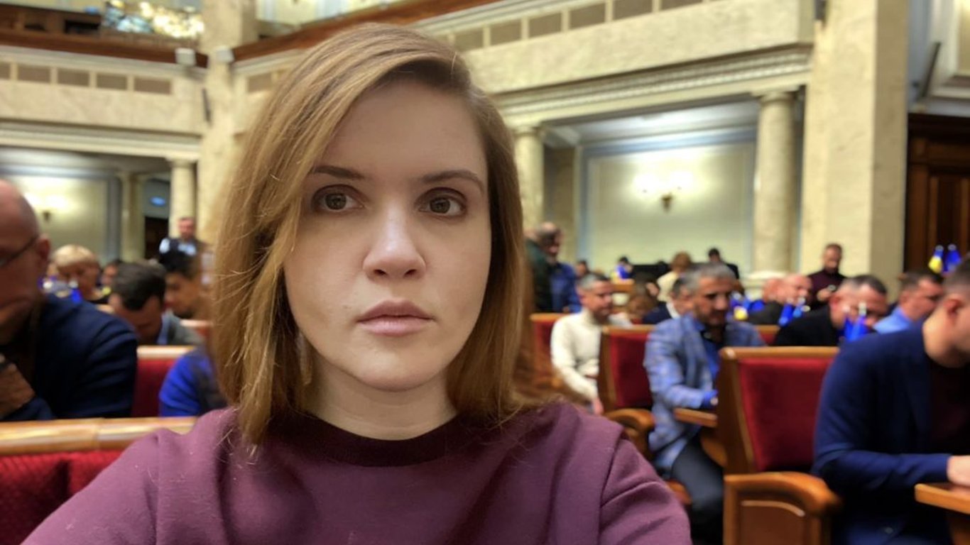 Мар'яна Безугла обманула нардепів — Савчук розповіла історію з її "звільненням"