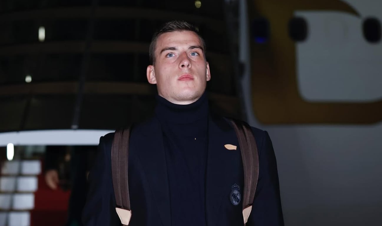 Андрей Лунин