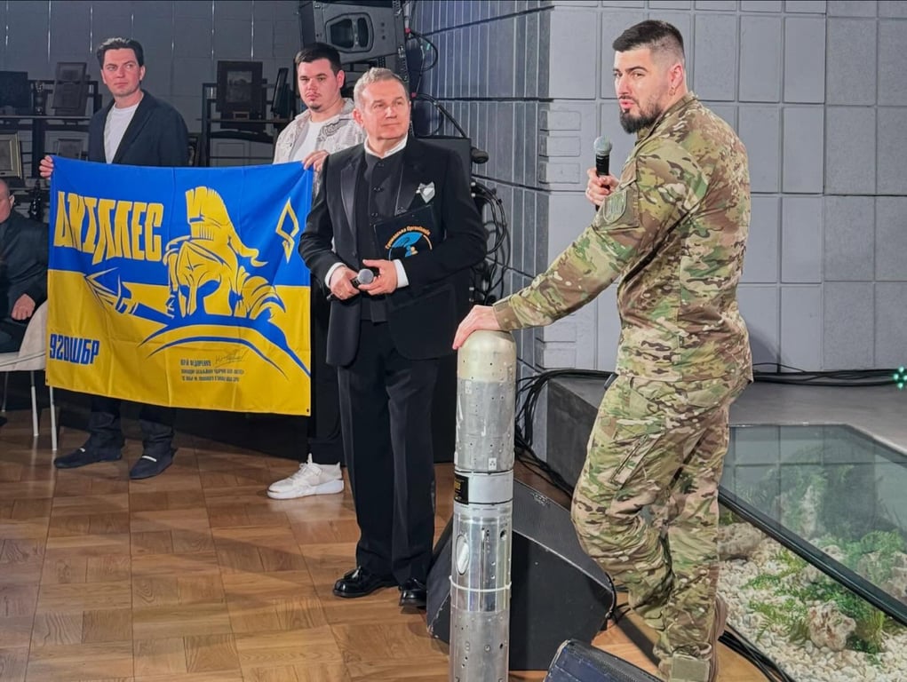 Горбунов, Понамарьов та Хома під час аукціону