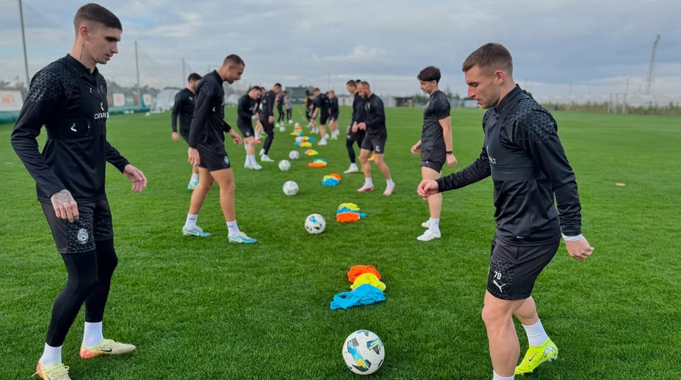 Зоря Луганськ