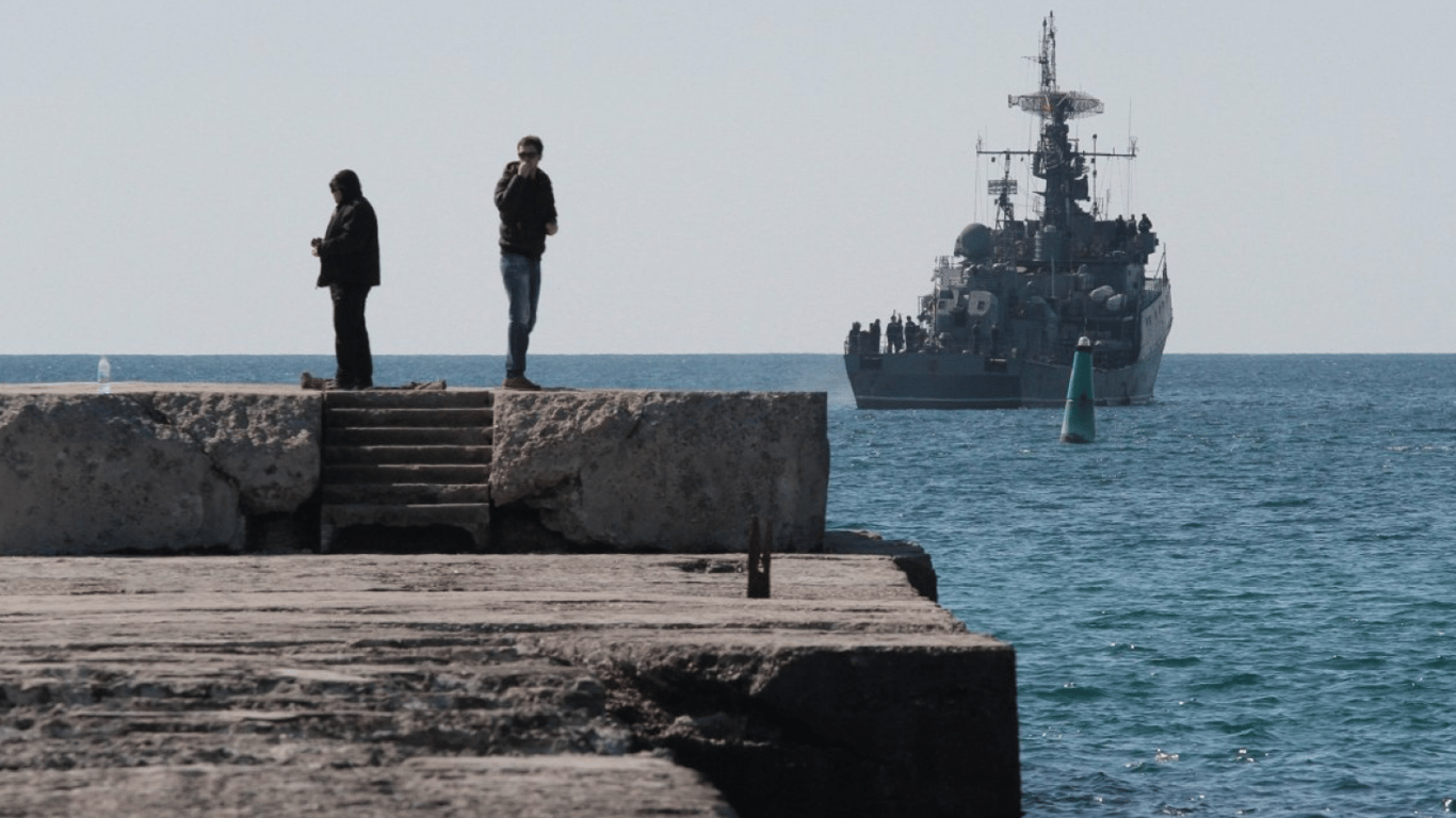 У Чорному морі спостерігаються російські кораблі — скільки