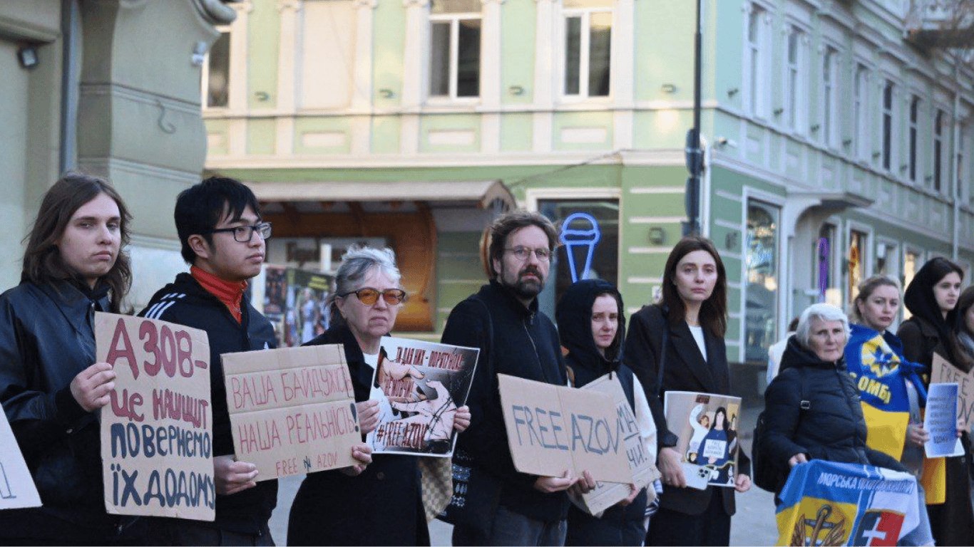 В Одесі вібулася акція на згадку про тих хто у полоні