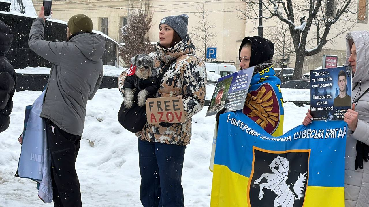Роковини Іл-76 — у Львові пройшла акція на підтримку полонених - фото 3