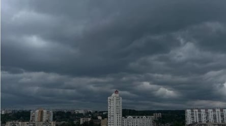 На Киев со стороны Житомира надвигается гроза с градом - 285x160