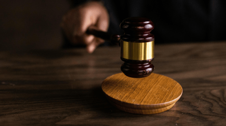 Військовий украв телефон в одеському кафе — як покарали - 285x160