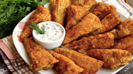 Забытый рецепт "Рыбные хвосты" — банка консервы и вафельные коржи - 285x160