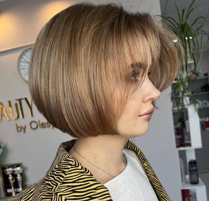 Haircuts disguise grey hair ideally