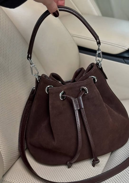 Cтильна сумка, яку можна носити як клатч