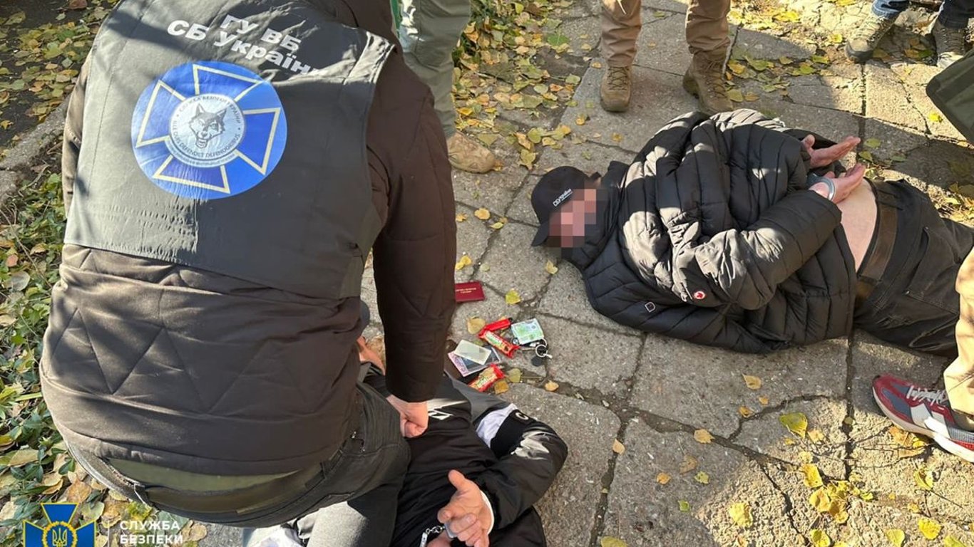 Вимагали гроші з ухилянтів — в Одесі затримали псевдопрацівників СБУ